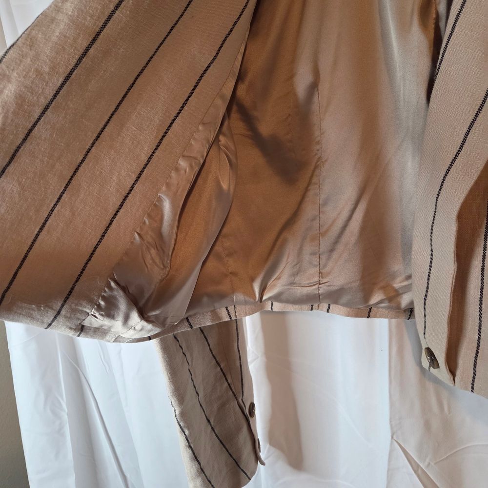 ASTR Linen Blend Cropped Blazer Womens Medium Beige Striped Lightweight Jacket - Picture 5 of 9